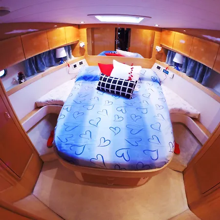 Yacht Προτσίντα